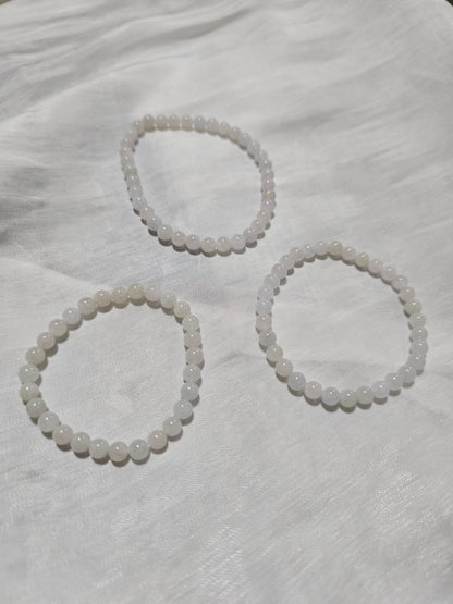 Yuan | Jadeite Bead Bracelet in Dreamy White (5mm)