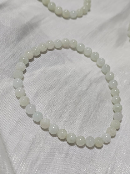 Yuan | Jadeite Bead Bracelet in Light Pastel Green (5mm)