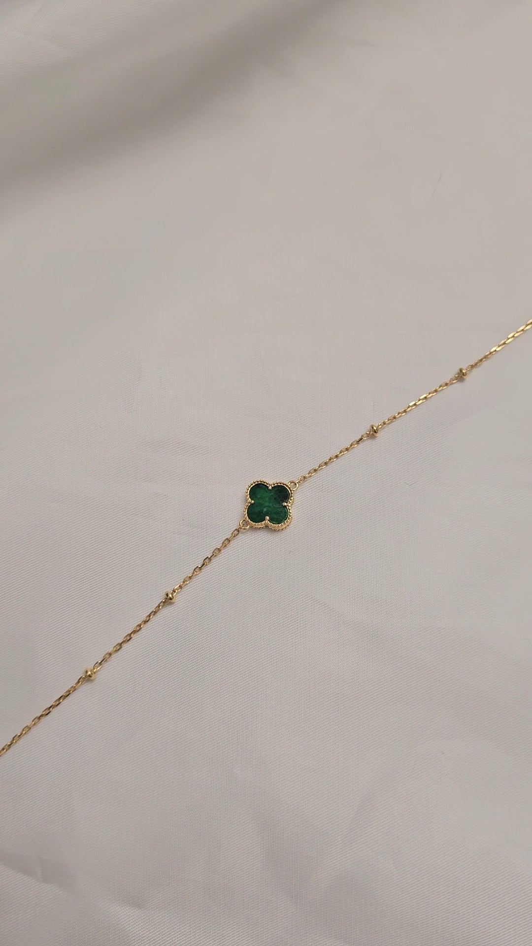 Nature | Serendipity Four Leaf Clover Jadeite Bracelet in Deep Floral Green (18ct yellow gold)