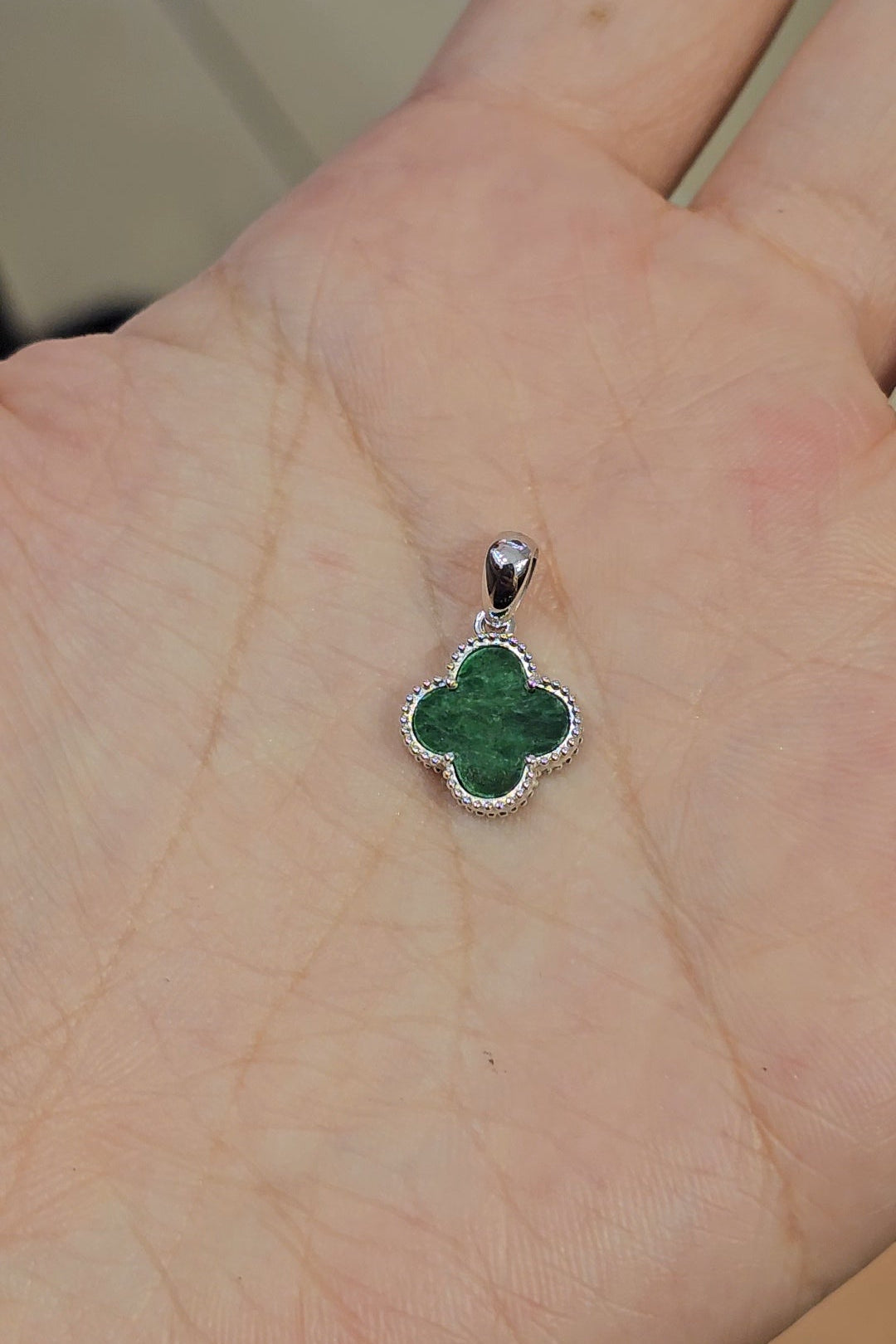 Nature | Serendipity Four Leaf Clover Jadeite Pendant in Deep Floral Green (14/18ct white gold)
