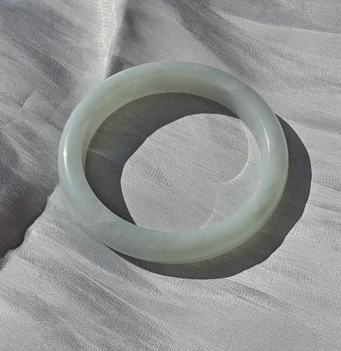 GUARDIAN | JAYDE Natural Grade-A Jadeite Bangle in Light Pastel Green (57mm Half Round)