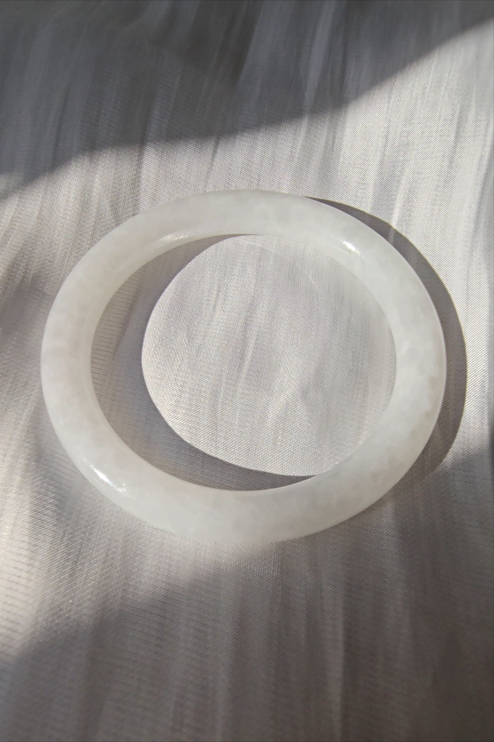 GUARDIAN | JAYDE Natural Grade-A Jadeite Bangle in Misty White (58.5mm Round)