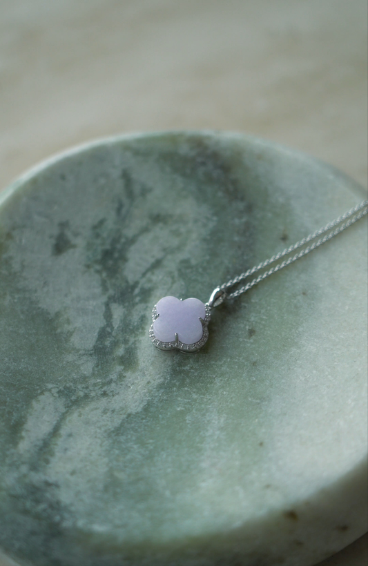 Nature | Serendipity Four Leaf Clover Jadeite Pendant in Light Lavender Purple