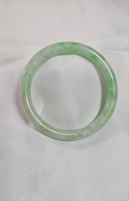 GUARDIAN | JAYDE Natural Grade-A Jadeite Bangle in Pastel Green and White (54.3mm Round)