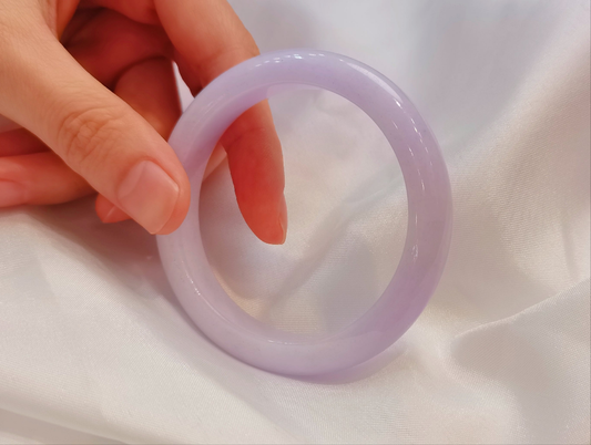 GUARDIAN | JAYDE Natural Grade-A Jadeite Bangle in Light Lavender Purple (55.8mm Half Round)