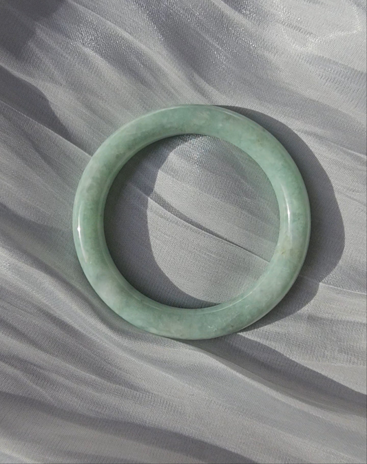 GUARDIAN | JAYDE Natural Grade-A Jadeite Bangle in Pastel Green (55.5mm Round)