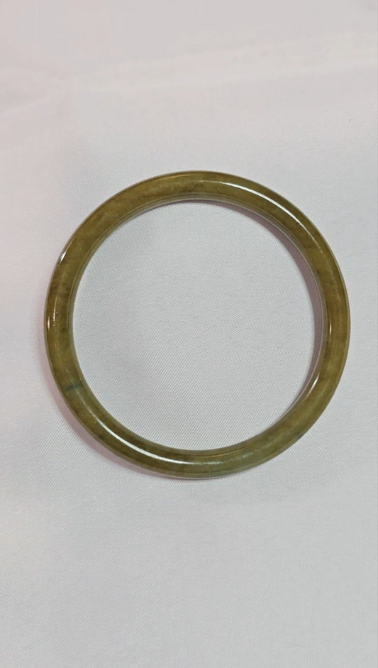 GUARDIAN | JAYDE Natural Grade-A Jadeite Bangle in Yellow Haze (56.6mm Thin Round)