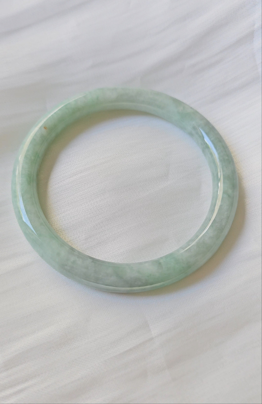 GUARDIAN | JAYDE Natural Grade-A Jadeite Bangle in Pastel Green (56.2mm Round)