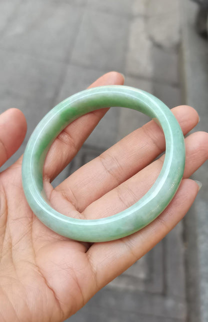 GUARDIAN | JAYDE Natural Grade-A Jadeite Bangle in Light Apple Green (57.8mm Half Round)