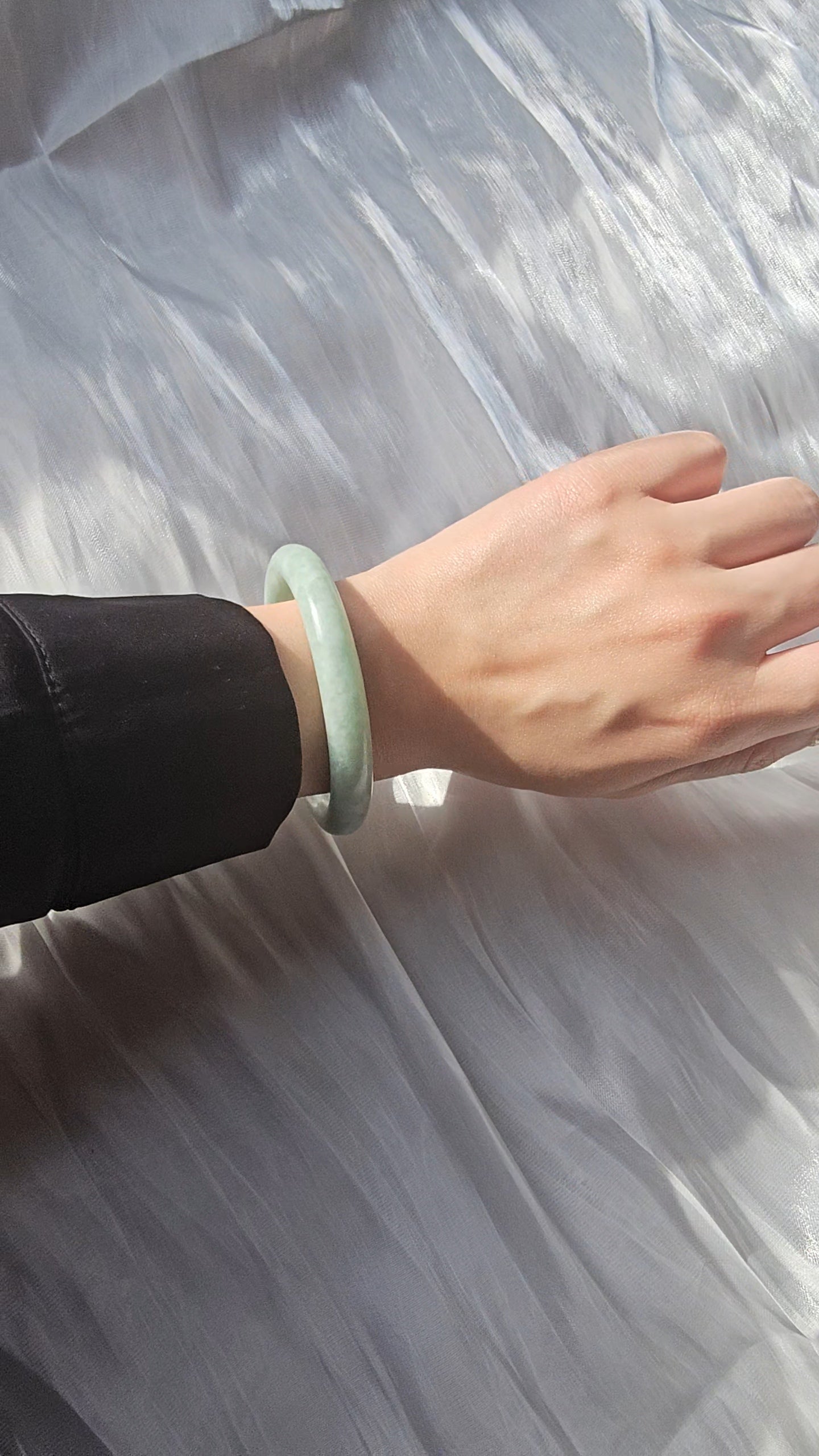 GUARDIAN | JAYDE Natural Grade-A Jadeite Bangle in Pastel Green (54mm Round)