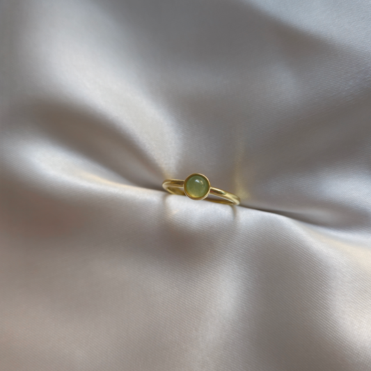 minimalistic modern green jade 14K gold vermeil ring