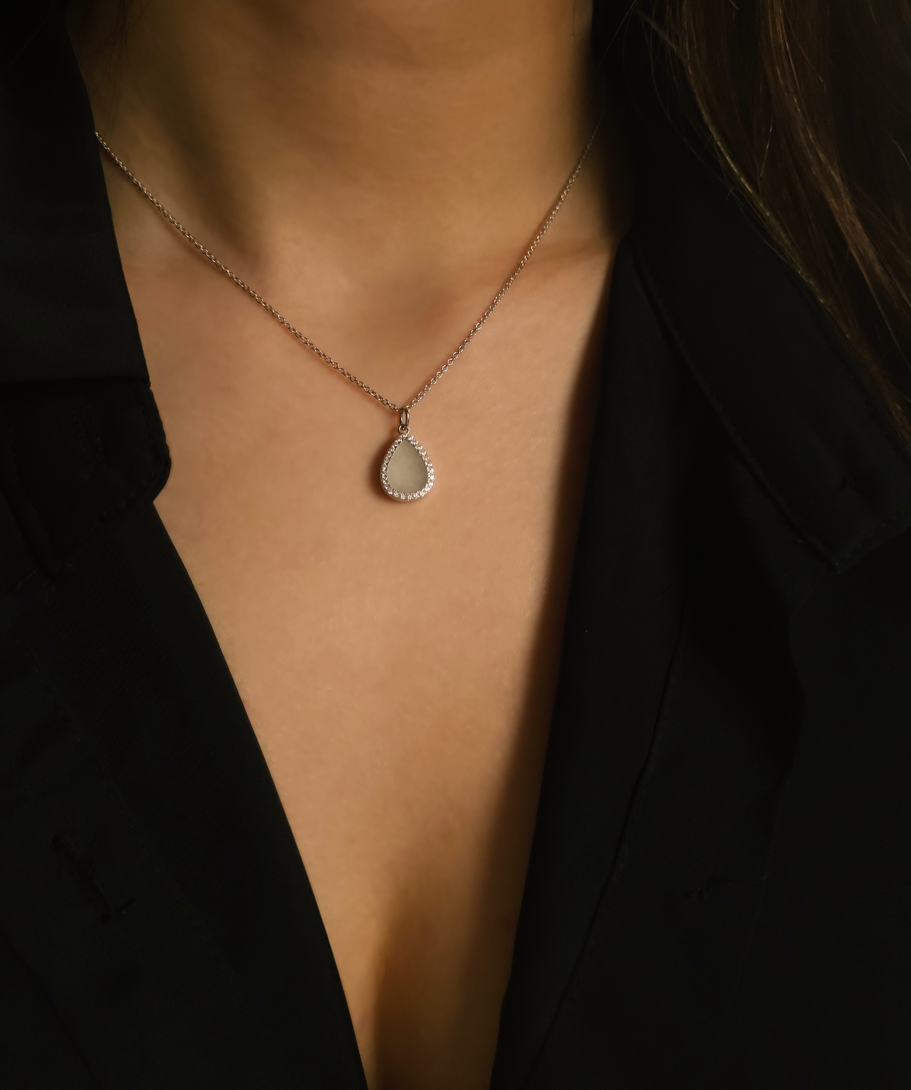 minimalistic modern simple raindrop shaped white jadeite jade sterling silver palladium necklace 