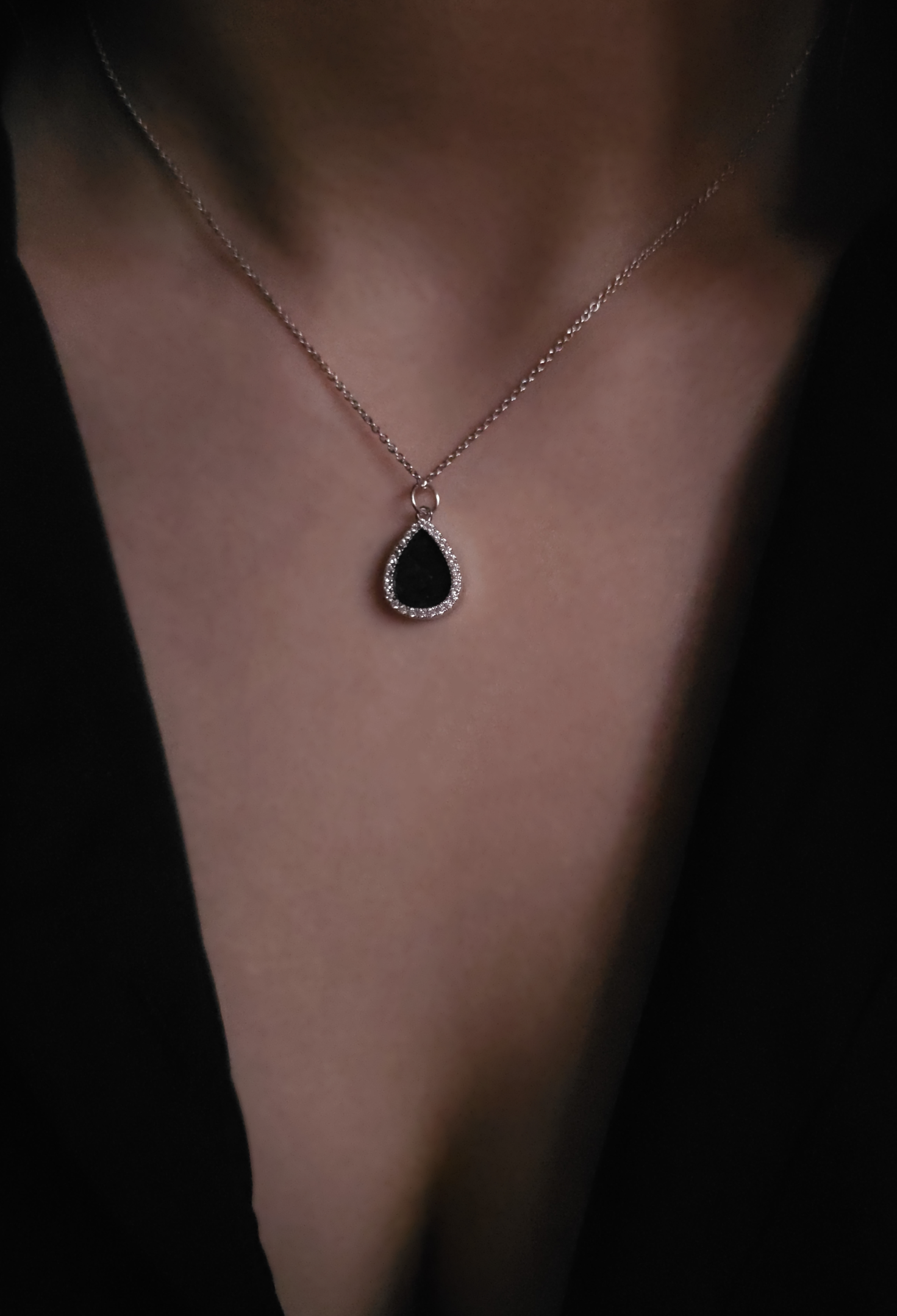 minimalistic modern simple raindrop shaped black  jadeite jade sterling silver palladium necklace 