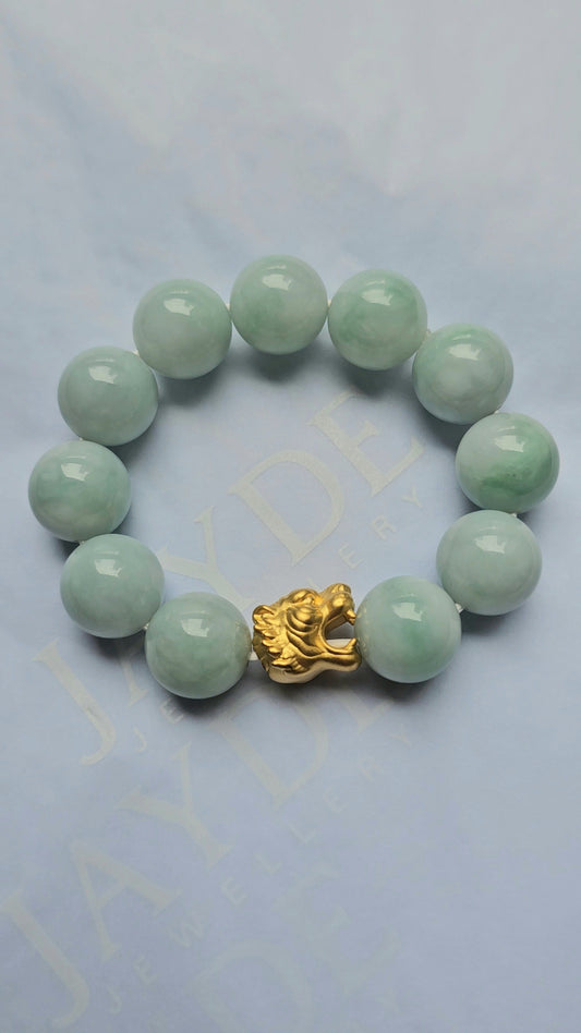 Yuan | Jadeite Bead Bracelet in Pastel Aqua Green with White/Yellow (17mm)