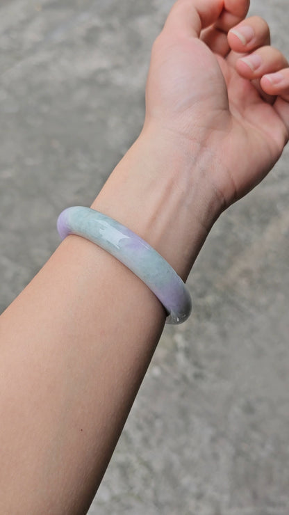 GUARDIAN | JAYDE Natural Grade-A Jadeite Bangle in Lavender Purple and Pastel Green (56.5mm Half Round)