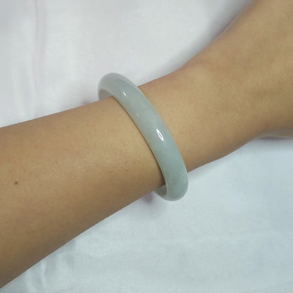 GUARDIAN | JAYDE Natural Grade-A Jadeite Bangle in Dreamy White with pastel green undertone (56.6mm Half Round)