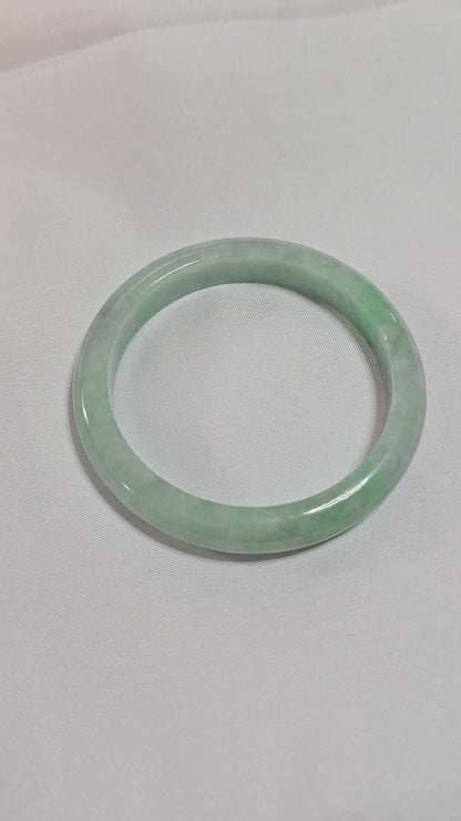 GUARDIAN | JAYDE Natural Grade-A Jadeite Bangle in Pastel Green (54mm Half Round)