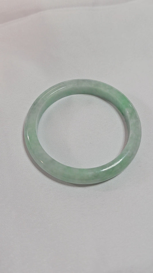 GUARDIAN | JAYDE Natural Grade-A Jadeite Bangle in Pastel Green (54mm Half Round)
