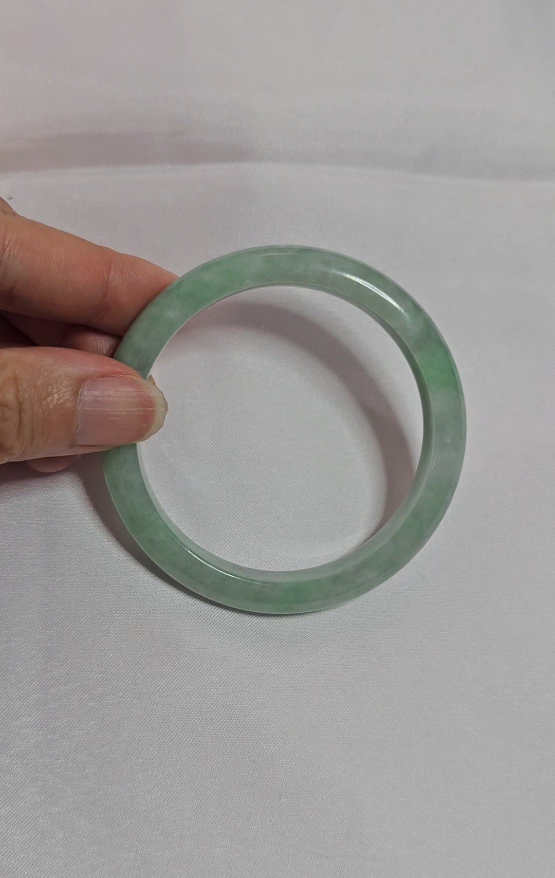 GUARDIAN | JAYDE Natural Grade-A Jadeite Bangle in Pastel Green (54mm Half Round)