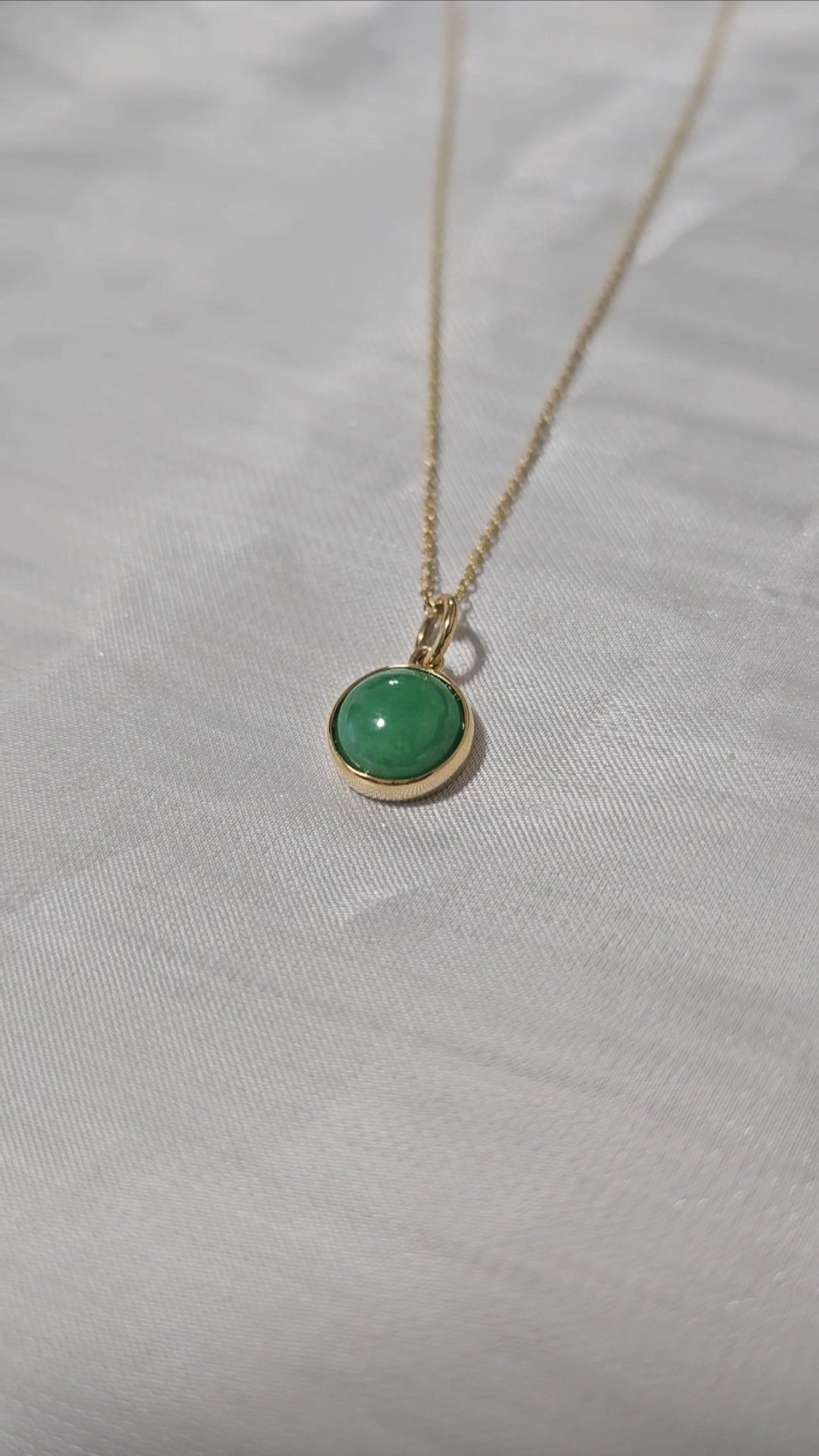 Galaxy | Moon Jadeite Pendant in Apple Green (18K Solid Gold)