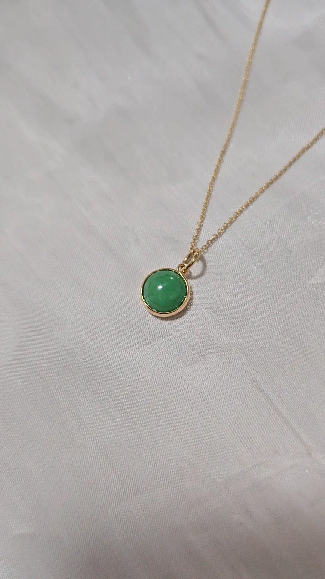 Galaxy | Moon Jadeite Pendant in Apple Green (18K Solid Gold)