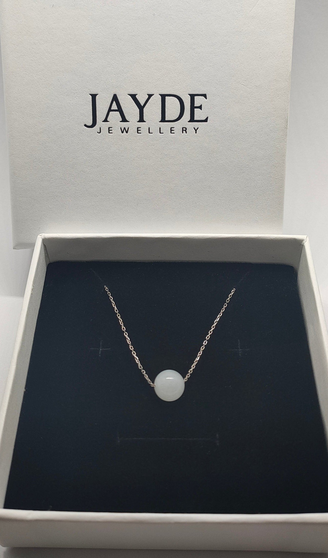 Yuan | Minimalist Floating Jade Necklace in Milky White