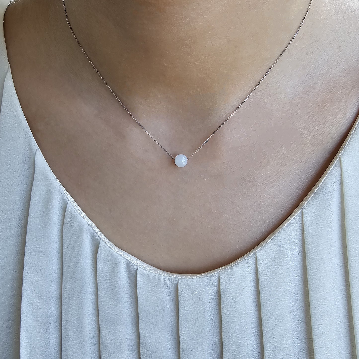 Yuan | Minimalist Floating Jade Necklace in Milky White