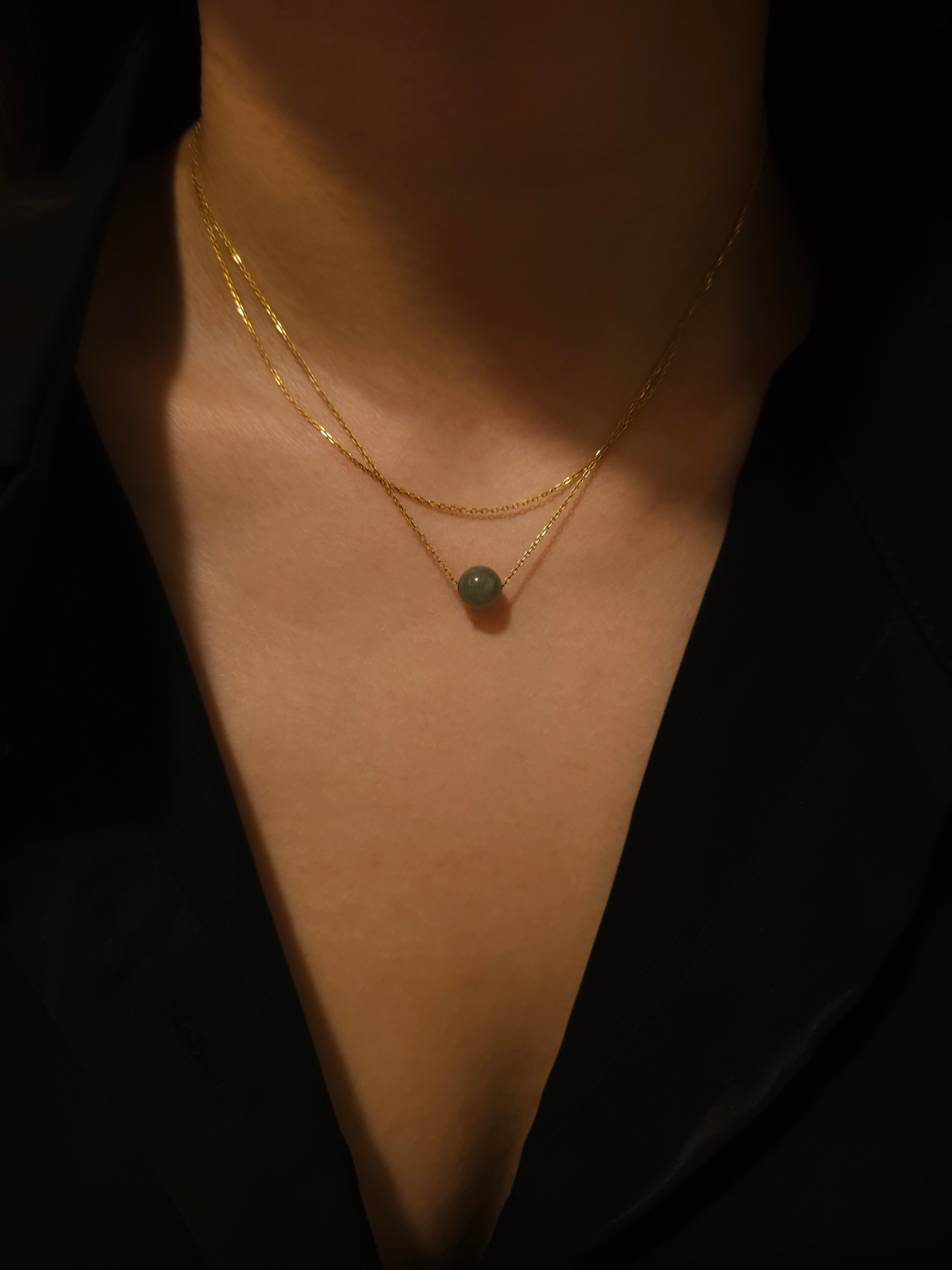 Yuan | Minimalist Floating Jade Necklace in Aqua Green