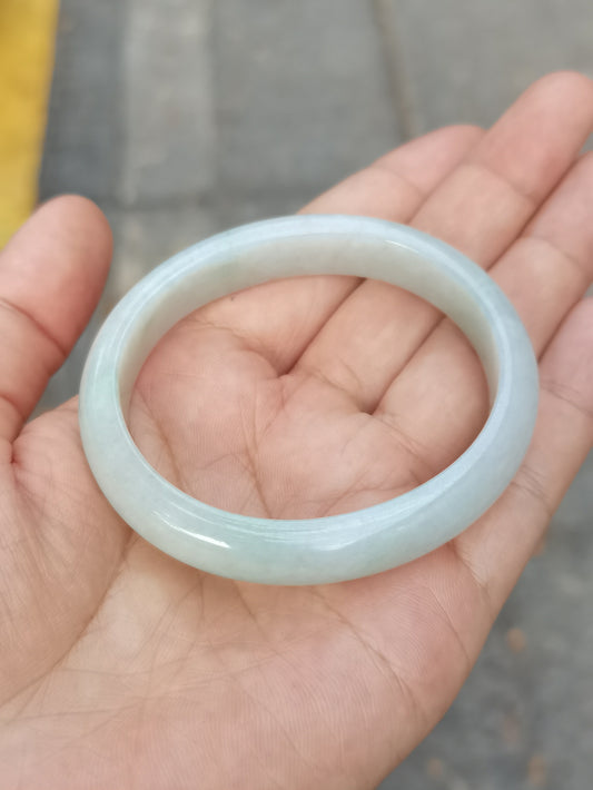 GUARDIAN | JAYDE Natural Grade-A Jadeite Bangle in Dreamy White with pale green undertone (54.6mm Oval)