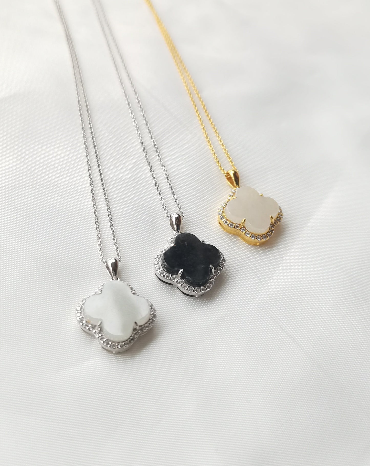 Nature | Serendipity Four Leaf Clover Jadeite Pendant in Dreamy White (Rhodium-plated Sterling Silver)