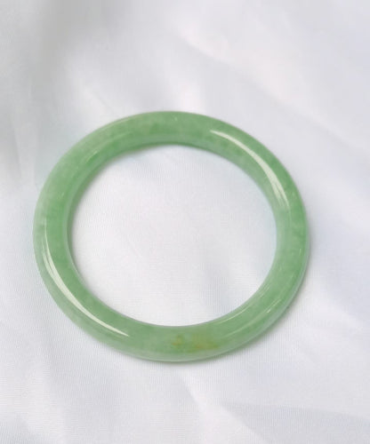 GUARDIAN | JAYDE Untreated Grade-A Jadeite Bangle in Apple Green (54.3mm Round)