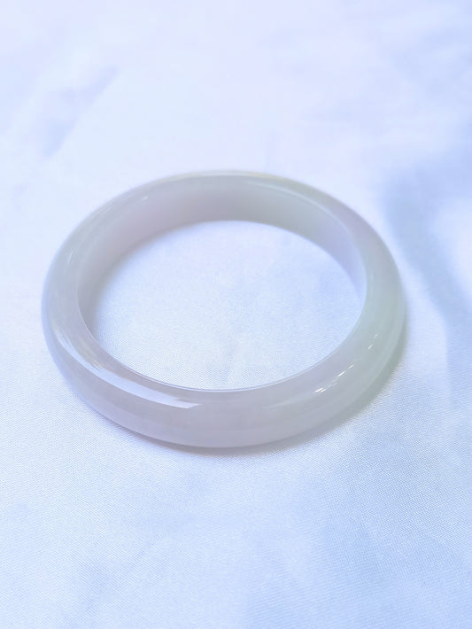 GUARDIAN | JAYDE Untreated Grade-A Jadeite Bangle in Dreamy Lavender Purple and Pastel Green (52.3mm Half Round)
