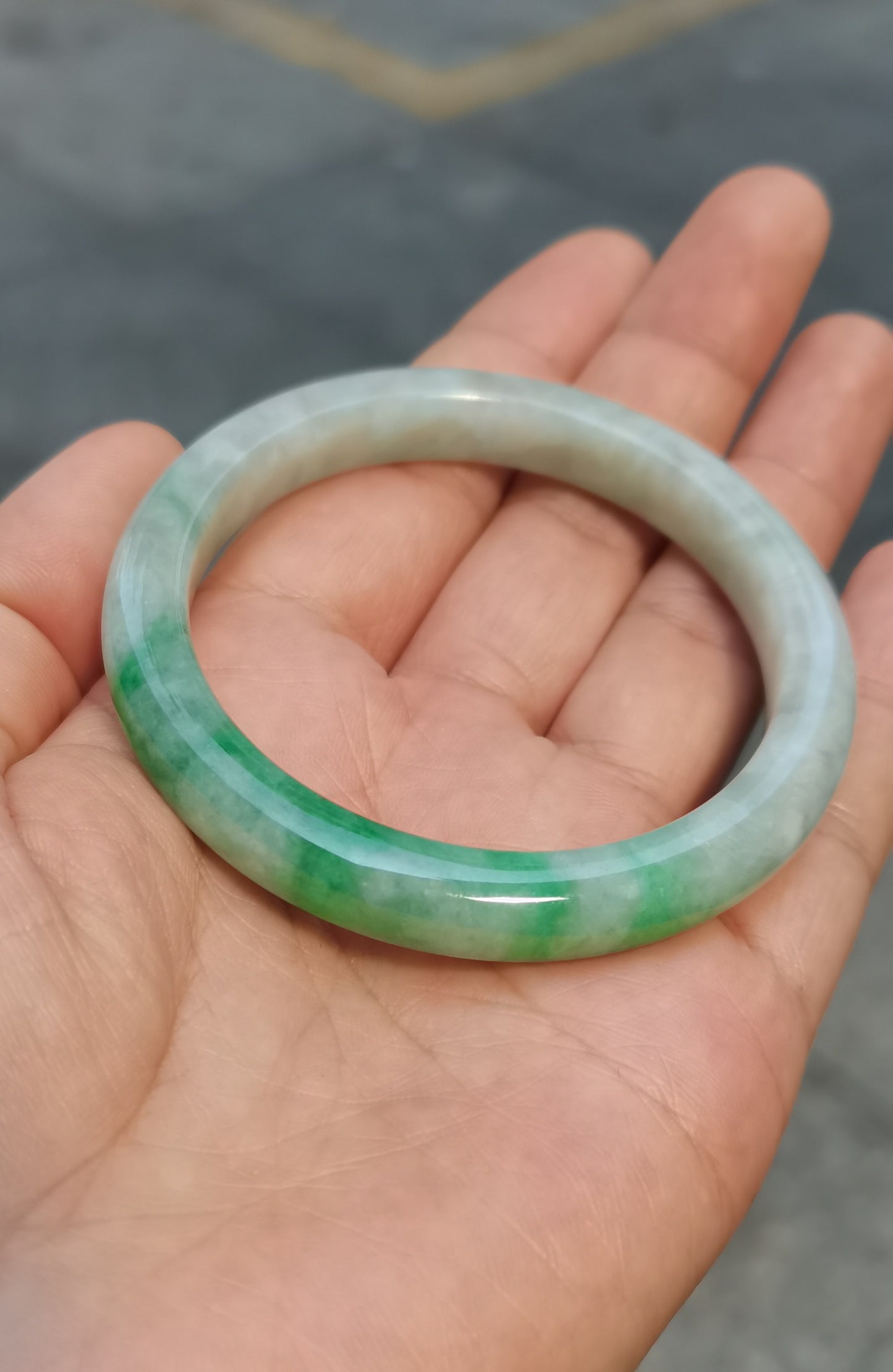 GUARDIAN | JAYDE Untreated Grade-A Jadeite Bangle in Dreamy White with patches of Vibrant Green (52.2mm Round)