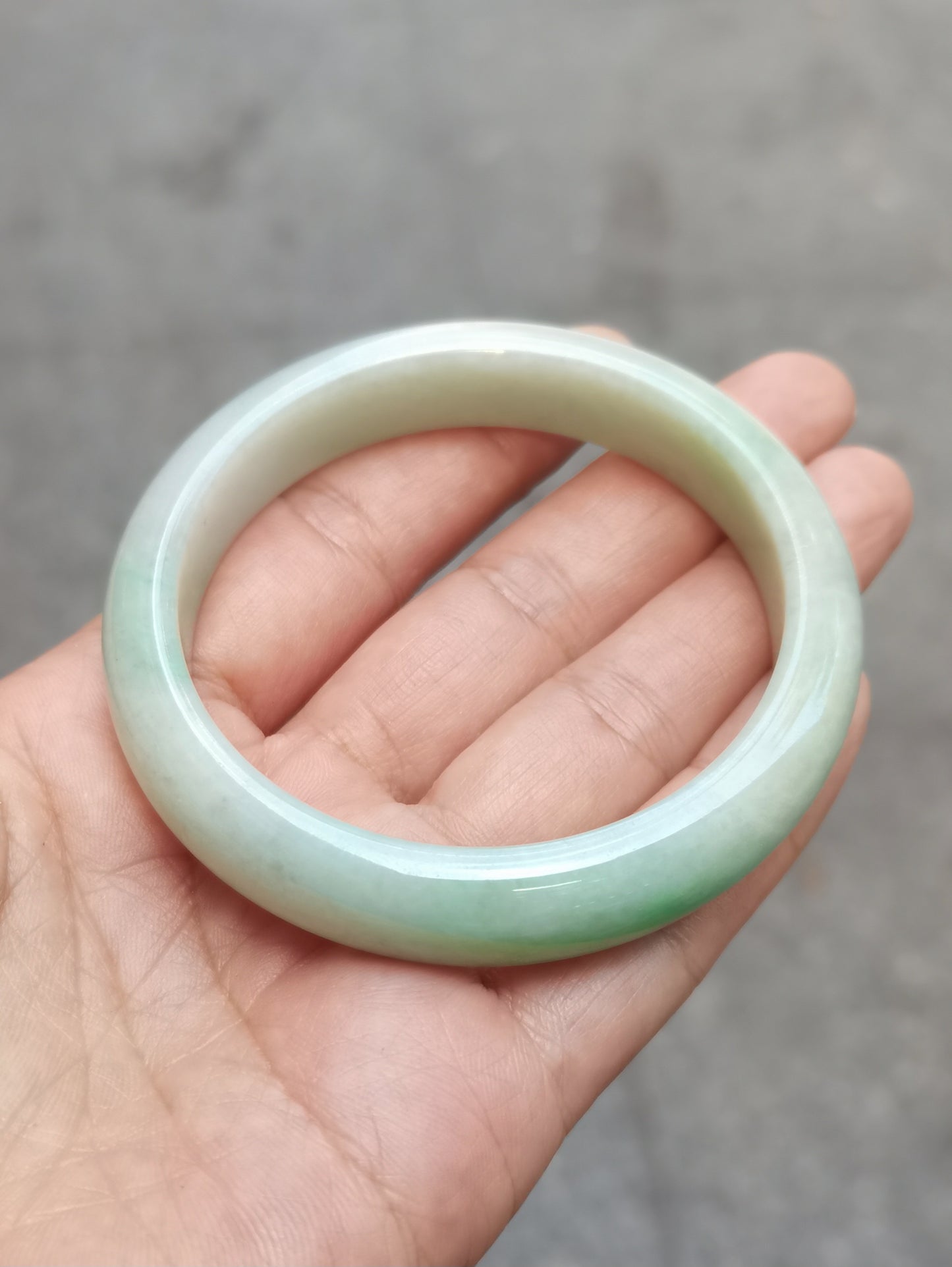 GUARDIAN | JAYDE Untreated Grade-A Jadeite Bangle in Pastel Green (56mm Half Round)