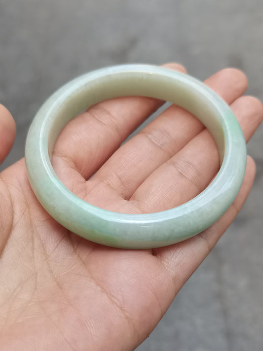 GUARDIAN | JAYDE Untreated Grade-A Jadeite Bangle in Pastel Green (56mm Half Round)