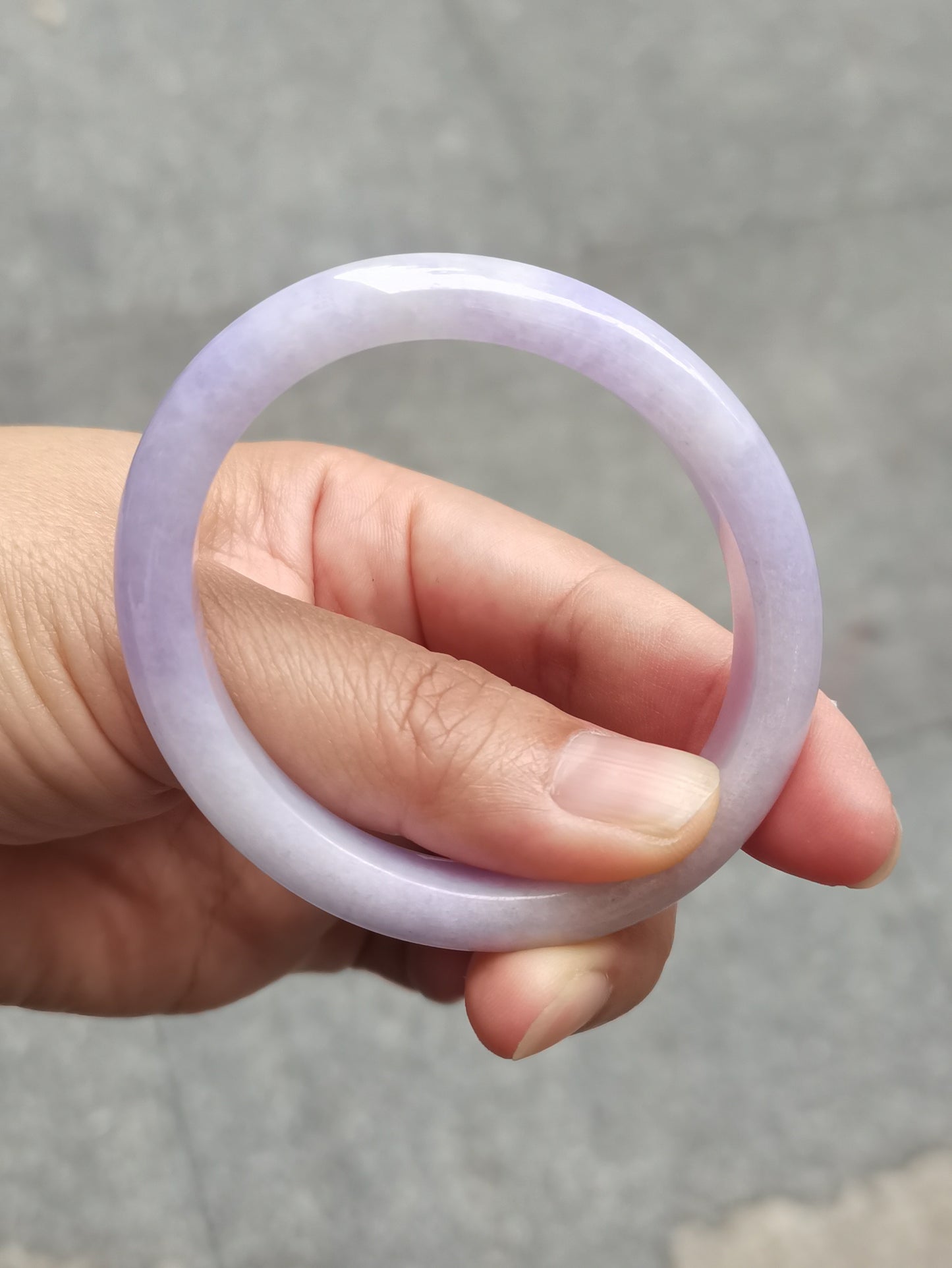 GUARDIAN | JAYDE Natural Grade-A Jadeite Bangle in Light Lavender Purple (52.8mm Oval)