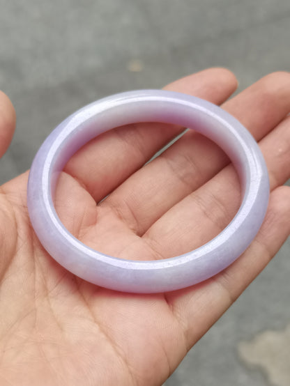 GUARDIAN | JAYDE Natural Grade-A Jadeite Bangle in Light Lavender Purple (52.8mm Oval)