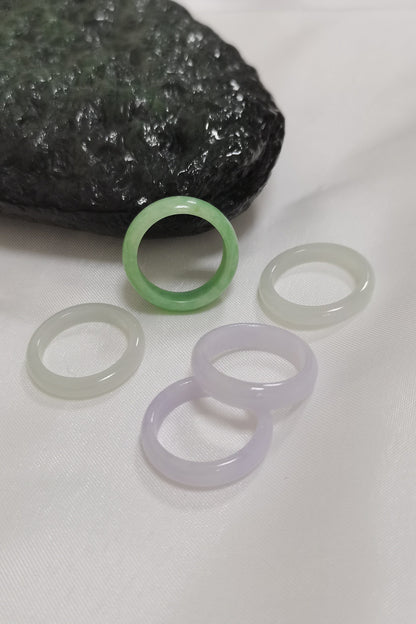 Yuan | Untreated Grade-A Jadeite Ring in Pastel Green