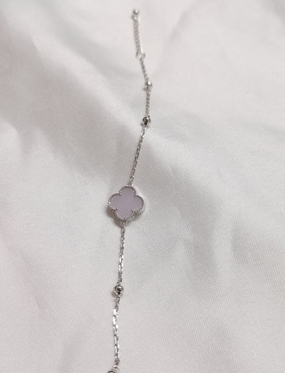 Nature | Liàn Four Leaf Clover Jadeite Bracelet in Light Lavender Purple (10mm)