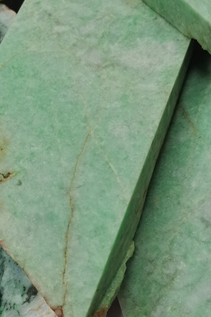 Yuan | Untreated Grade-A Jadeite Ring in Pastel Green
