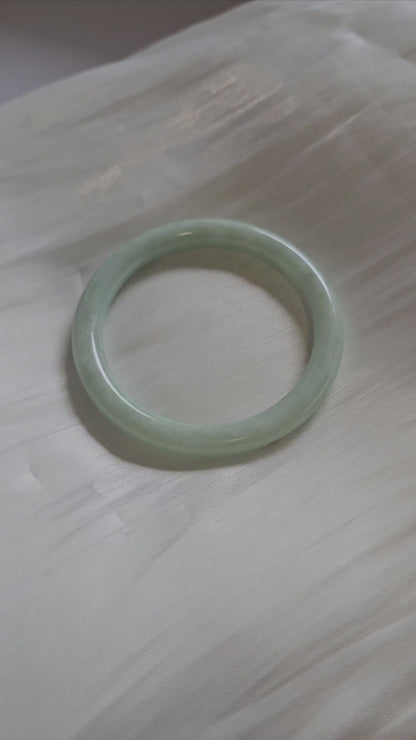 GUARDIAN | JAYDE Natural Grade-A Jadeite Bangle in Pastel Green (57.5mm Thin Round)