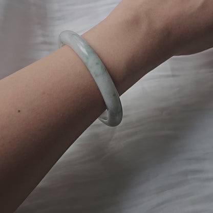 GUARDIAN | JAYDE Natural Grade-A Jadeite Bangle in Floral Green/Piao Hua (58mm Half Round)