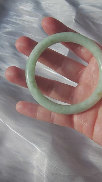 GUARDIAN | JAYDE Natural Grade-A Jadeite Bangle in Pastel Green (56.8mm Thin Round)