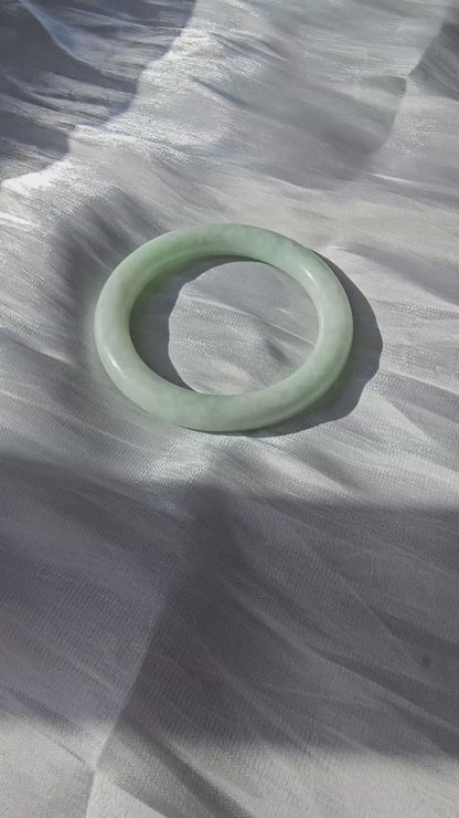 GUARDIAN | JAYDE Natural Grade-A Jadeite Bangle in Pastel Green (54mm Round)