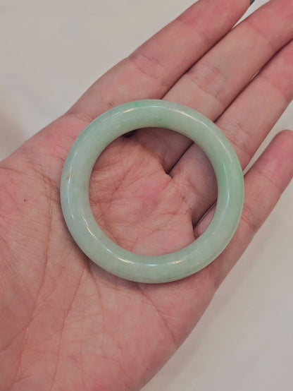 GUARDIAN | JAYDE Natural Grade-A Jadeite Baby Bangle in Pastel Green
