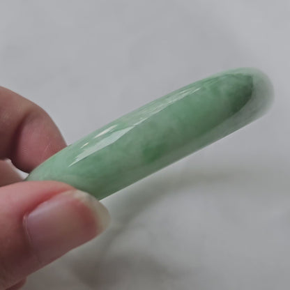 GUARDIAN | JAYDE Untreated Grade-A Jadeite Bangle in Pastel & Dark Green (53.7mm Half Round)