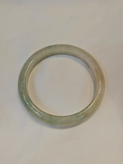 GUARDIAN | JAYDE Natural Grade-A Jadeite Bangle in Yellow Haze (54.8mm Half Round)