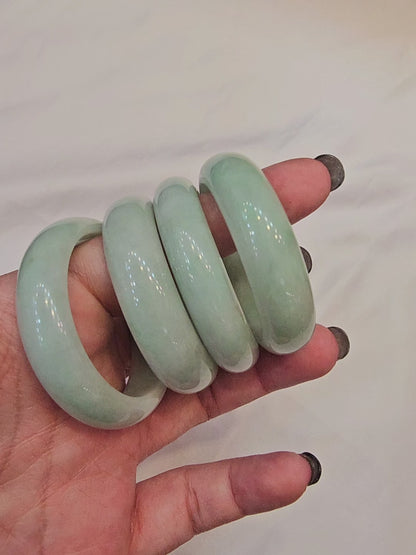 GUARDIAN | JAYDE Natural Grade-A Jadeite Baby Bangle in Pastel Green