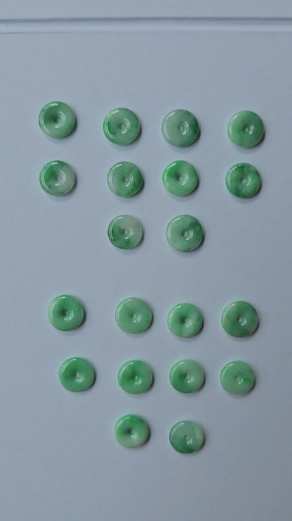 Guardian | Imperial Safekeeping 'Ping An' Jadeite Pendant in Deep Green (13mm, 18ct Gold)