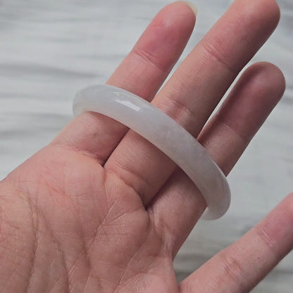 GUARDIAN | JAYDE Natural Grade-A Jadeite Bangle in Icy White (54.7mm Oval)